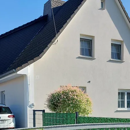 Bienwald Mit Pool Fuer 4 - 6 Personen Mit 3 Schlafzimmern アパート Gröbitz