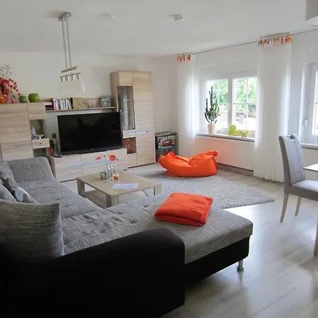 Bienwald Mit Pool Fuer 4 - 6 Personen Mit 3 Schlafzimmern Apartment *