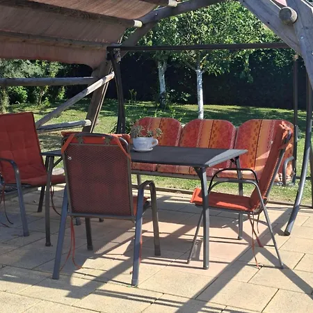 Bienwald Mit Pool Fuer 4 - 6 Personen Mit 3 Schlafzimmern * Grobitz