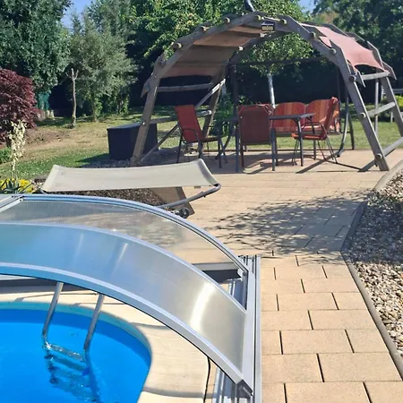 Bienwald Mit Pool Fuer 4 - 6 Personen Mit 3 Schlafzimmern