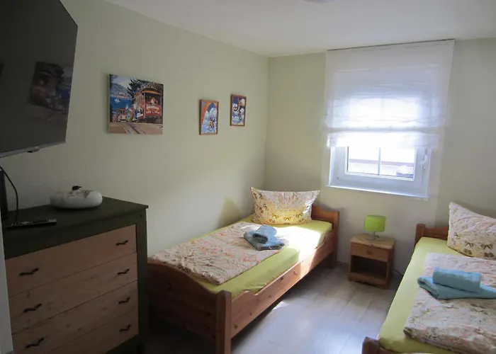 Bienwald Mit Pool Fuer 4 - 6 Personen Mit 3 Schlafzimmern Apartman *