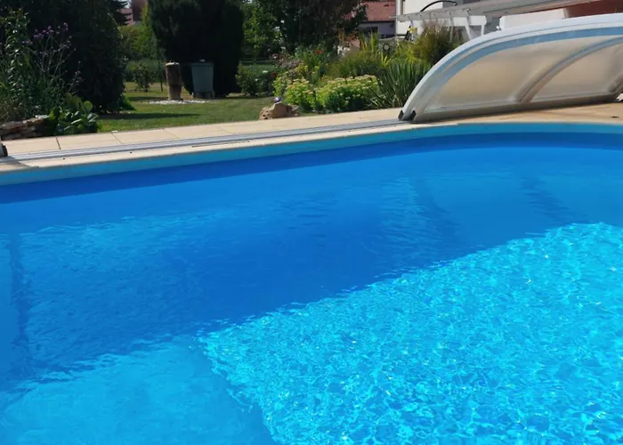 Bienwald Mit Pool Fuer 4 - 6 Personen Mit 3 Schlafzimmern